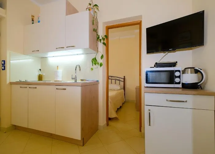 Uliveto Apartment