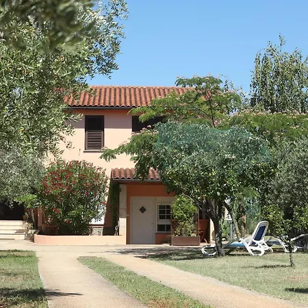 Uliveto Apartment *